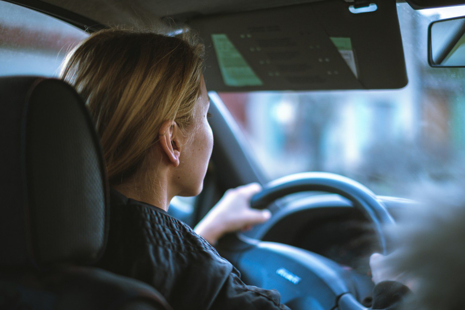 A água do lavador comum geralmente não é suficiente. Como você pode garantir que a vista do seu carro seja sempre perfeita?
