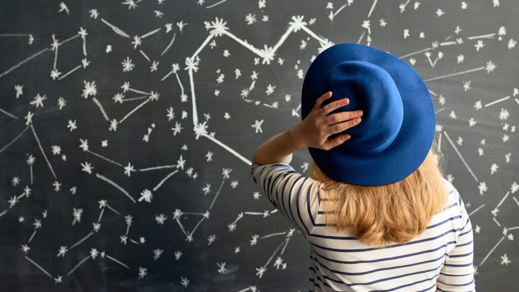 A astrologia não se trata apenas de estrelas e signos. O eixo do destino é formado pelos nodos da Lua e afeta você mais do que imagina.