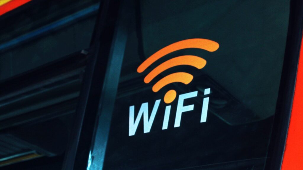 A rede Wi-Fi está fraca e você não sabe por quê: verifique se há algo próximo ao seu roteador