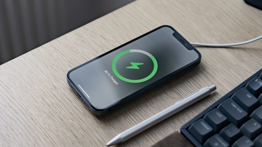 Você acha que carregar seu celular é fácil? No entanto, muitas pessoas cometem erros.