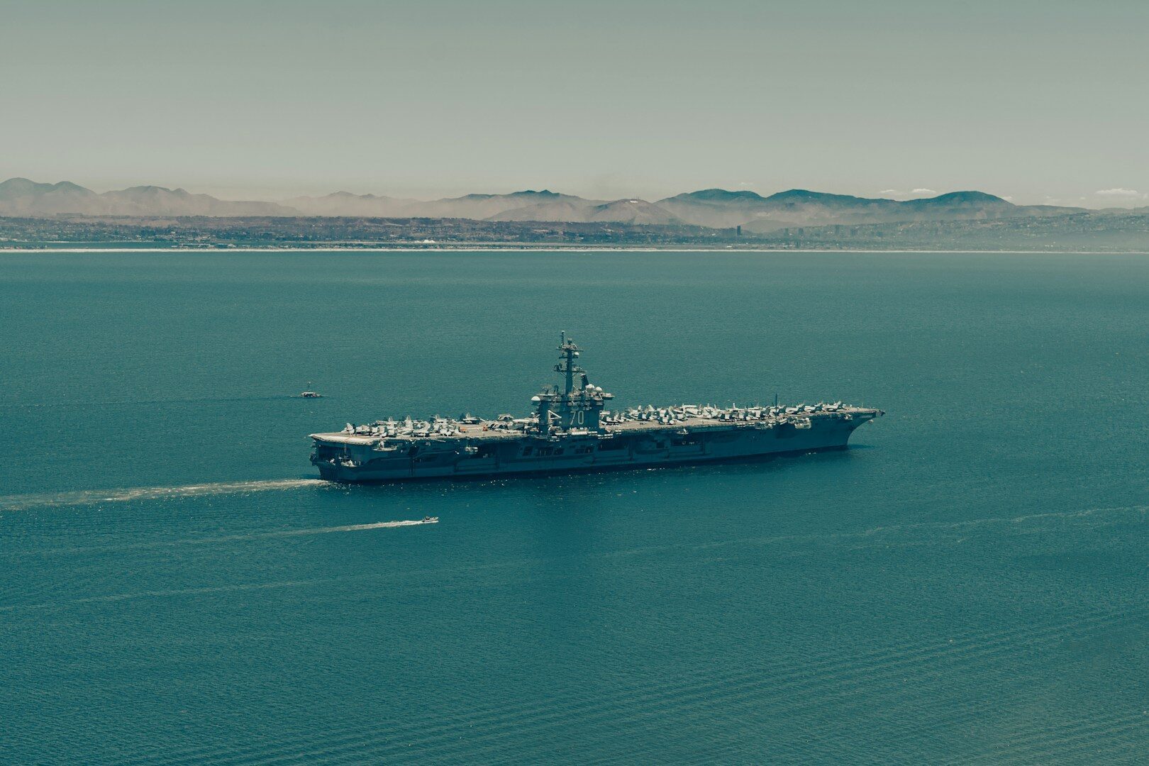 Houve avanços significativos na tecnologia militar nos últimos anos. Mas os submarinos ainda são um grande desafio para os porta-aviões atuais.